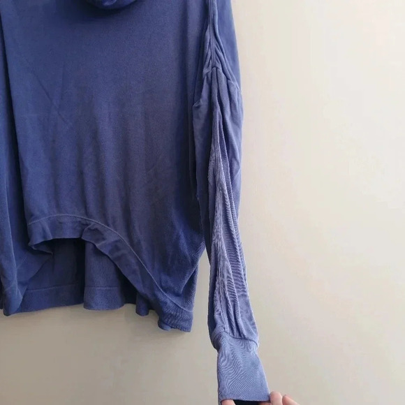 FP Free People Movement Ribbed Cowl Neck Long Sleeve Ruched Arm Periwinkle XS - Picture 6 of 16